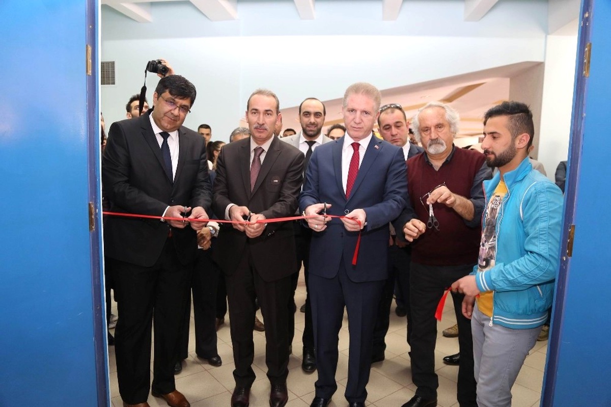 Sivas\'ta Dekoratif Sanatlar Sergisi Açıldı