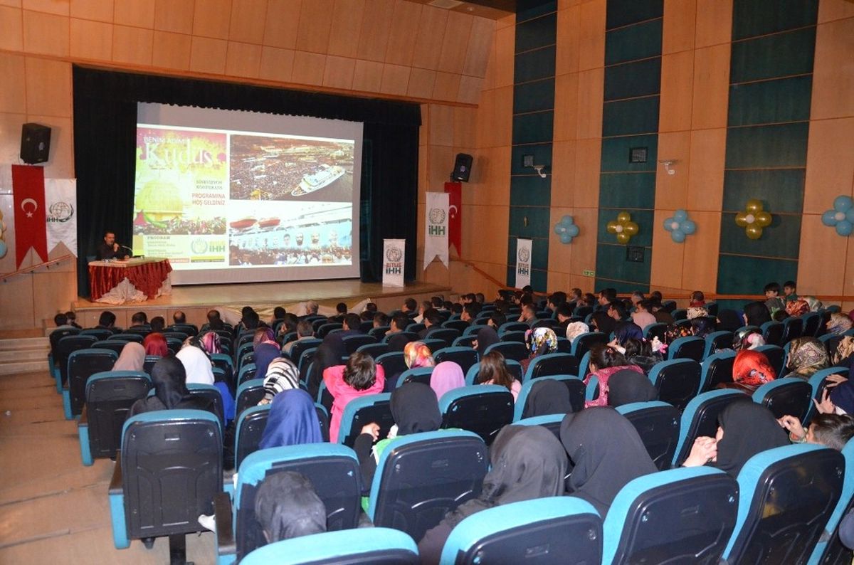 Tatvan\'da "Benim Adım Kudüs" Konulu Konferans Düzenlendi