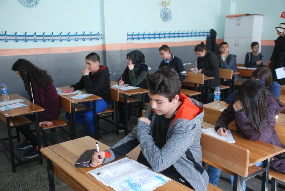 Tokat\'ta Öğrencilerin Teog Maratonu Sona Erdi