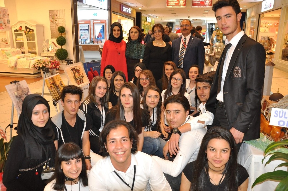 Türk-İslam Eserleri Minyatür Sergisi