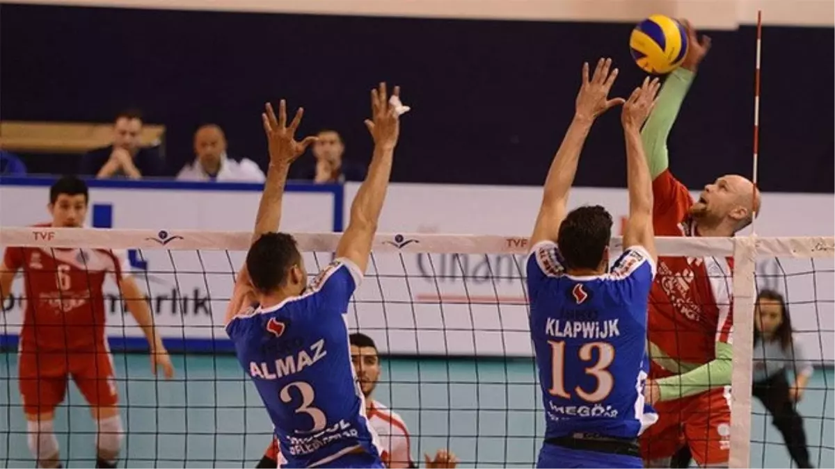 Voleybol: Efeler Ligi Klasman Etabı