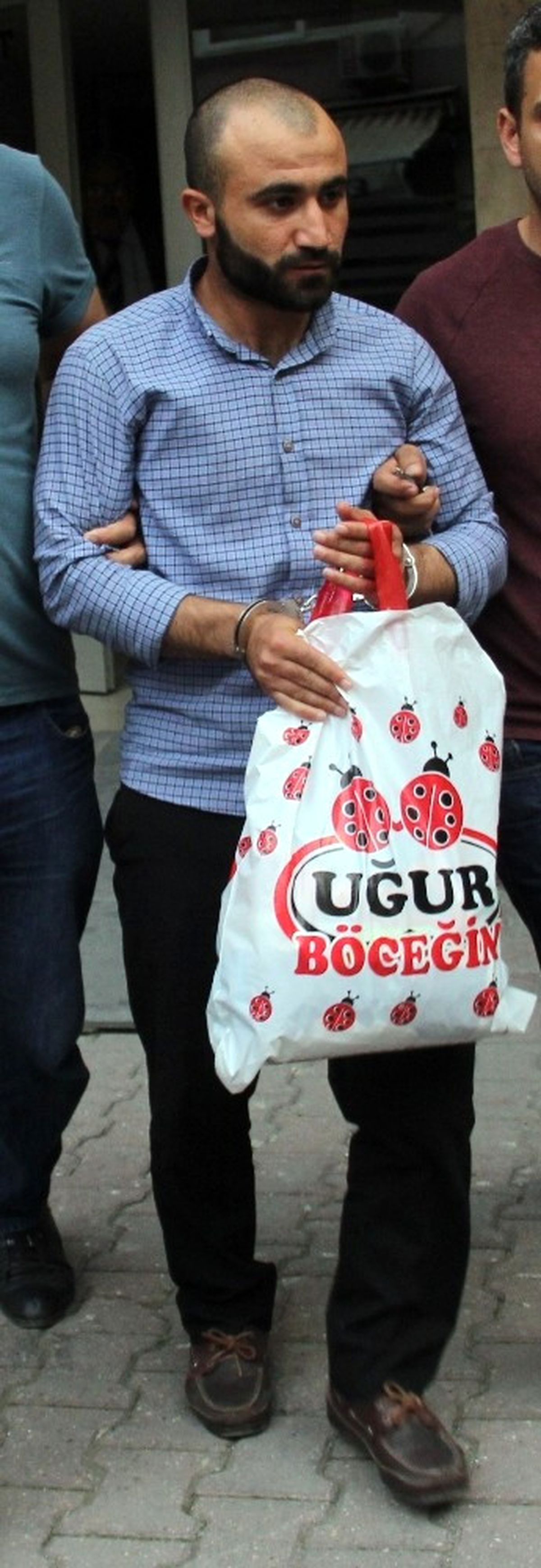 Adana\'da Bir Şahıs El-Nusra Üyesi Olduğu İddiasıyla Tutuklandı