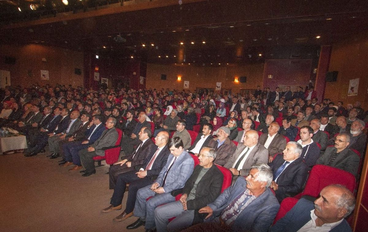Ahlat Belediyesinin Düzenlediği Program Büyük İlgi Gördü