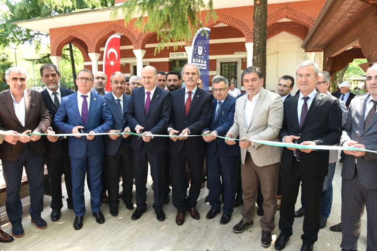 Altepe: "Kültürpark Camii Bursa\'ya Daha da Değer Kattı"