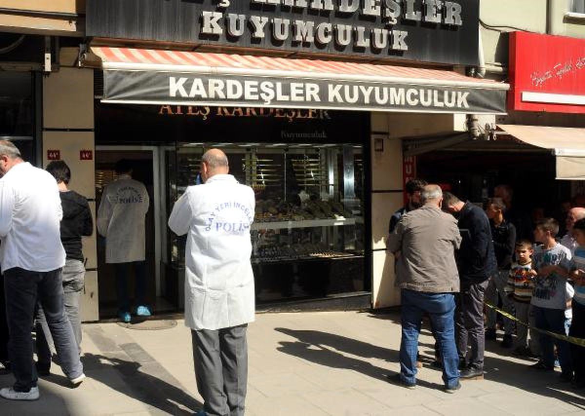 Bağcılar\'da Kuyumcu Soygunu
