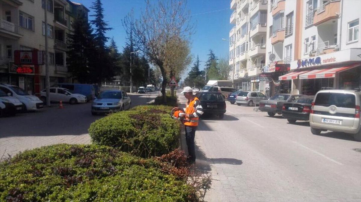 Baharın Gelmesiyle Park ve Bahçeler Hareketlendi