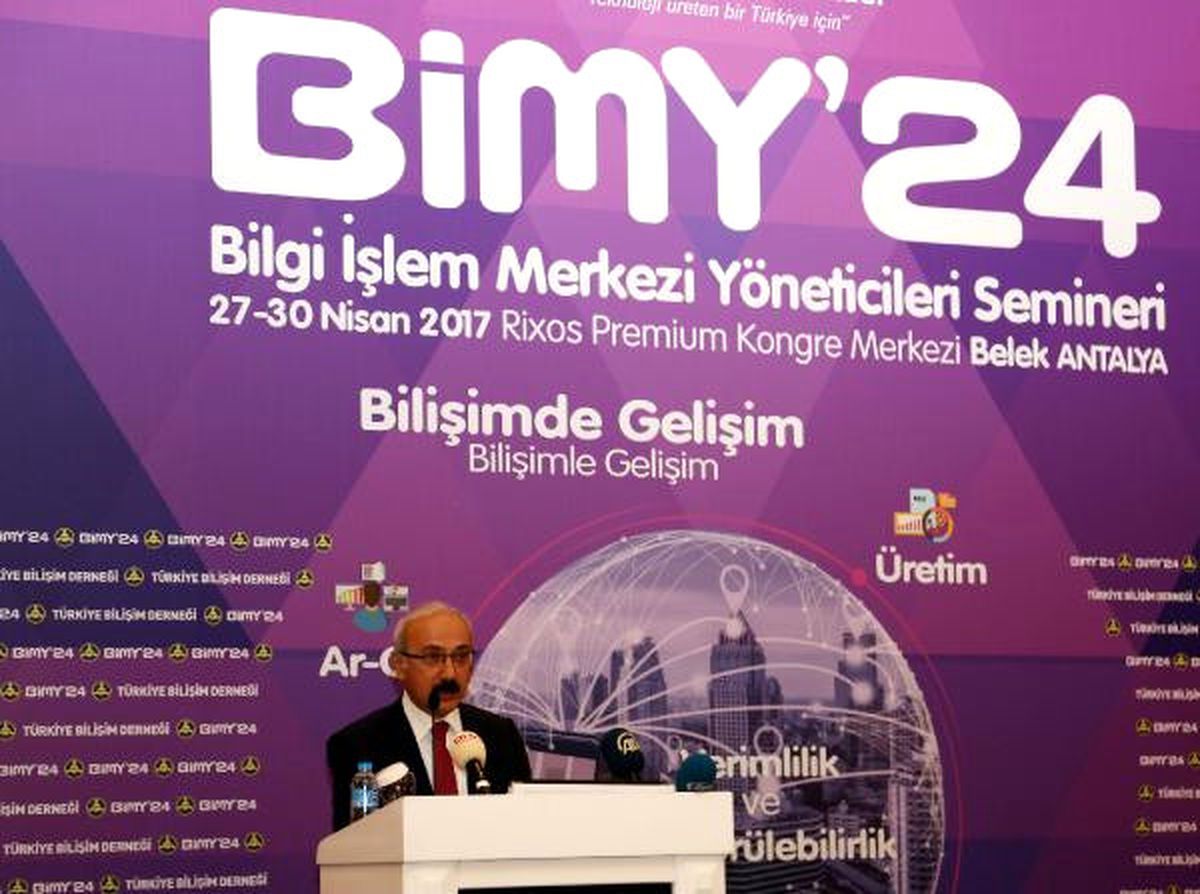 Bakan Elvan: Geleceğin Güçlü Toplumları Dijitalleşmeyi Etkin Kullananlar Olacak