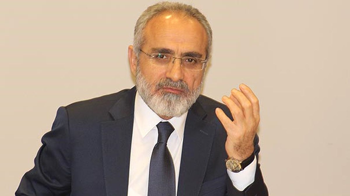Cumhurbaşkanlığı Başdanışmanı Topçu\'dan "Türk Kimliği" Açıklaması