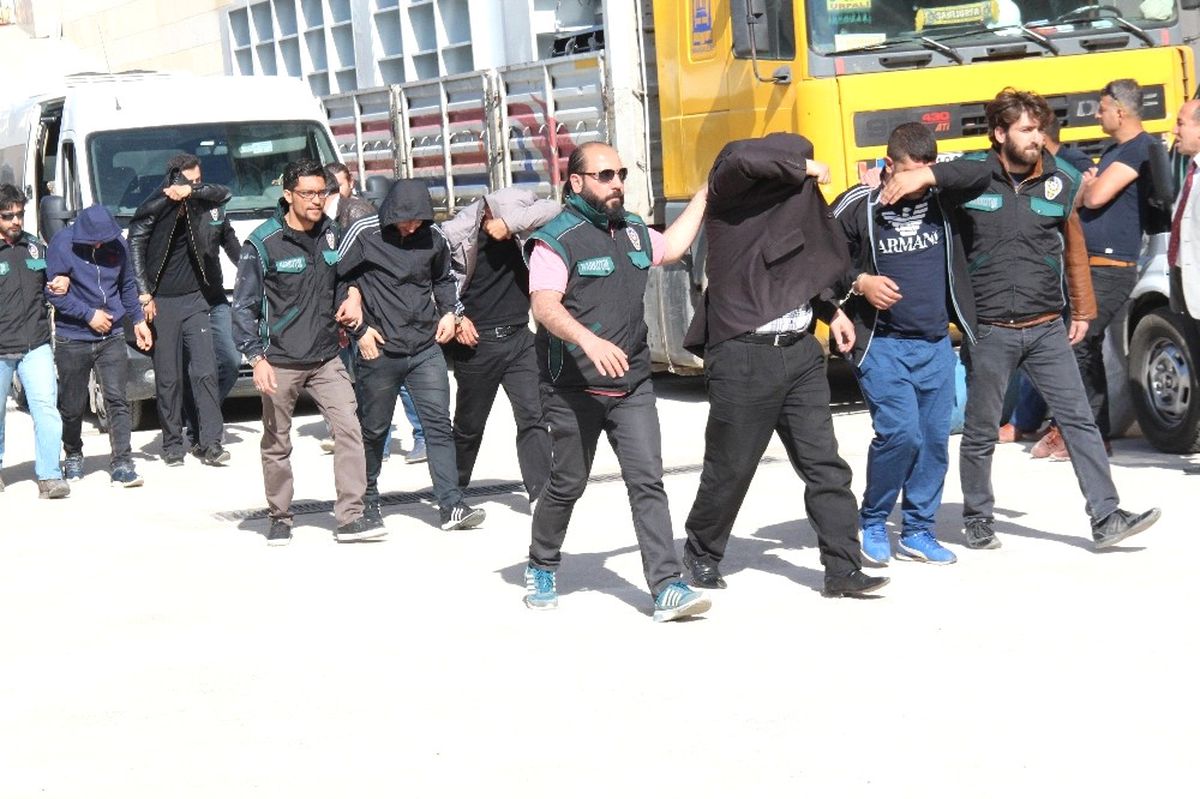 Elazığ\'da Uyuşturucu Tacirlerine Operasyon