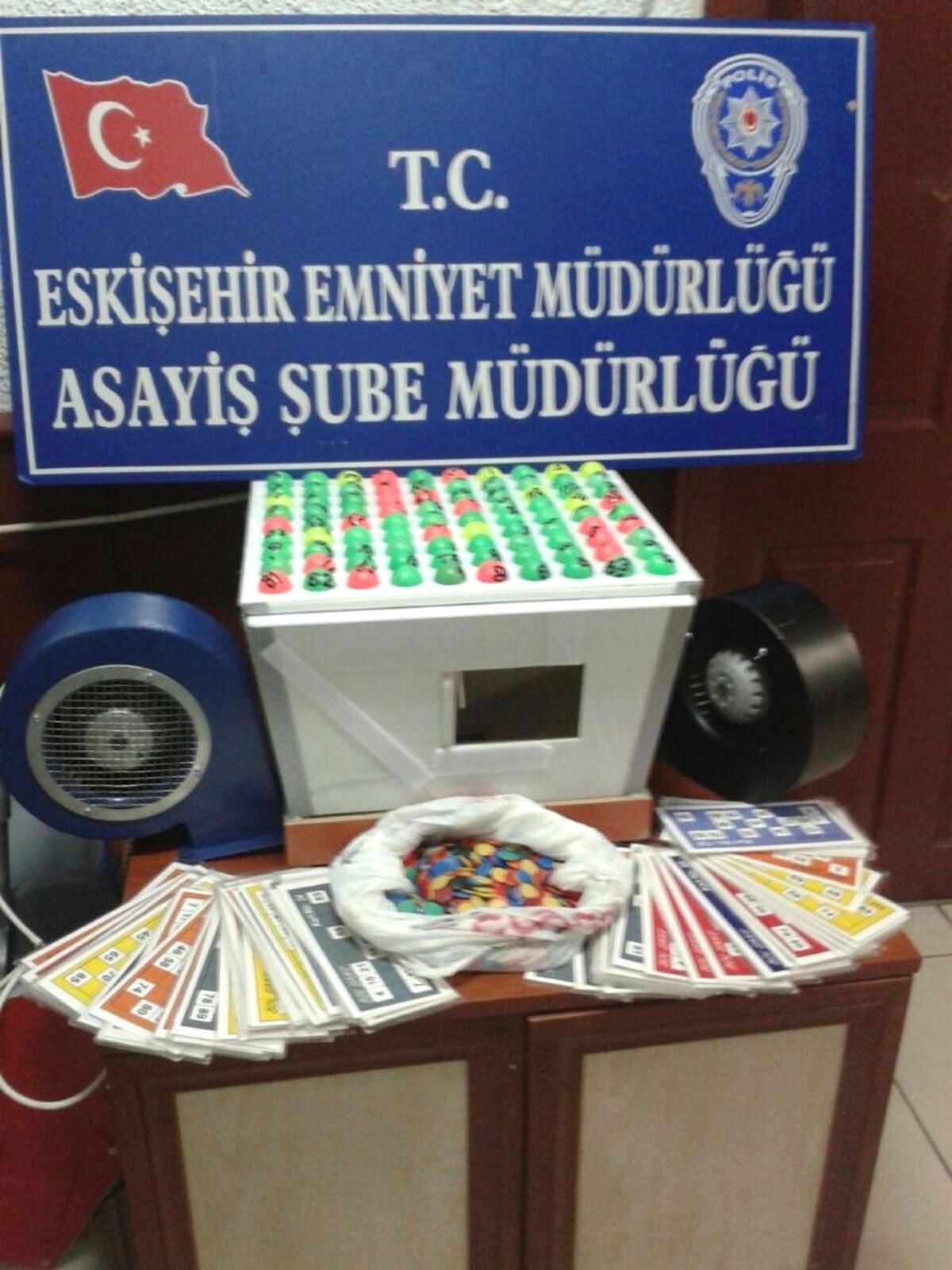 Eskişehir\'de Tombala Baskınında 13 Bin Lira Ceza