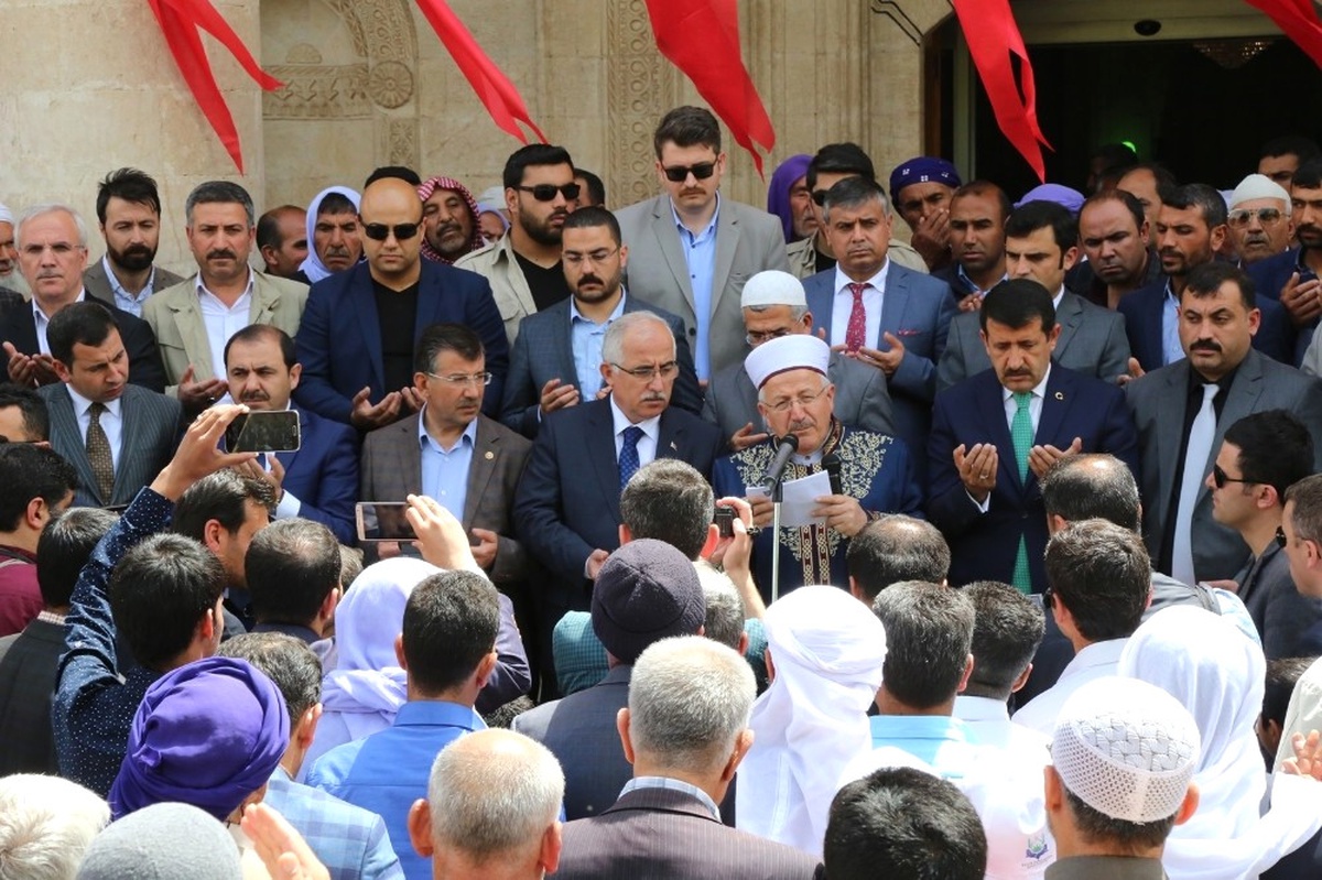 Eyyübiye Belediyesi Sabır Günü Etkinlikleri 3 Dilde Dua ile Başladı