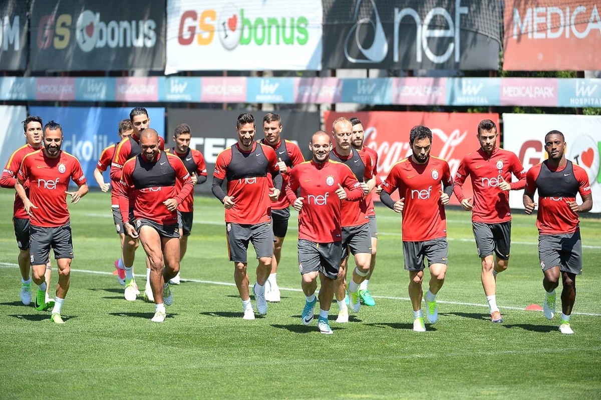 Galatasaray\'da Bursaspor Maçı Hazırlıkları Sürüyor