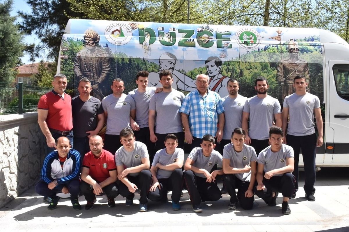 Güreşçiler Antalyaya Gidiyor