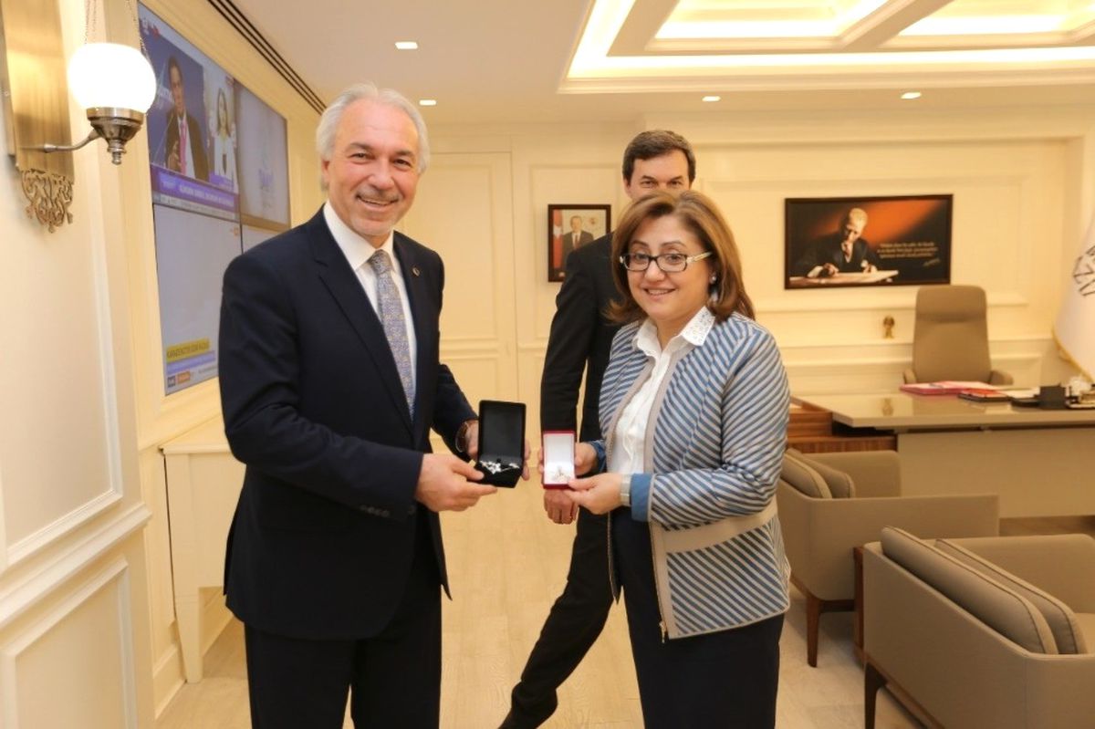 Kamil Saraçoğlu, Başkan Fatma Şahin\'in Konuğu Oldu