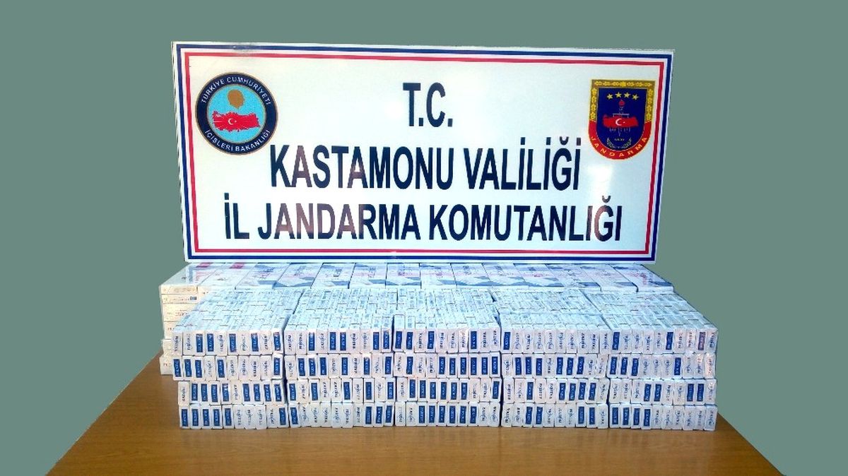 Kastamonu\'da Gümrük Kaçağı Oyuncak ve Sigara Ele Geçirildi
