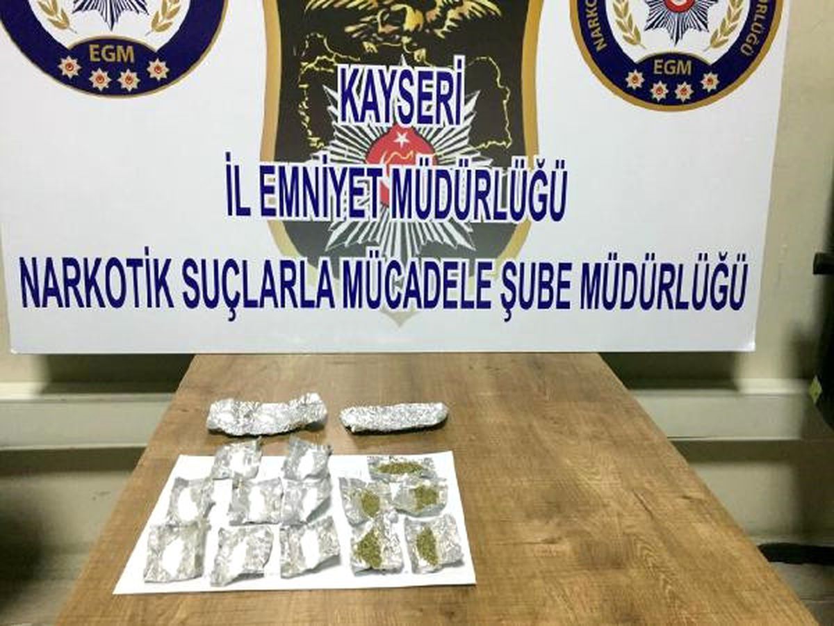 Kayseri\'de Uyuşturucu Ticaretine 2 Gözaltı