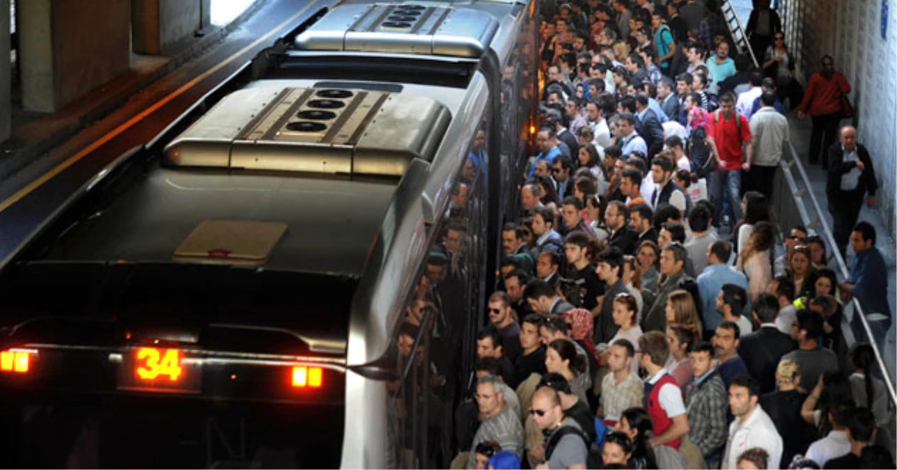 Metrobüs Sapığının Yaptıkları Cezasız Kalmadı, Mahkemede Söyledikleri \'Pes\' Dedirtti