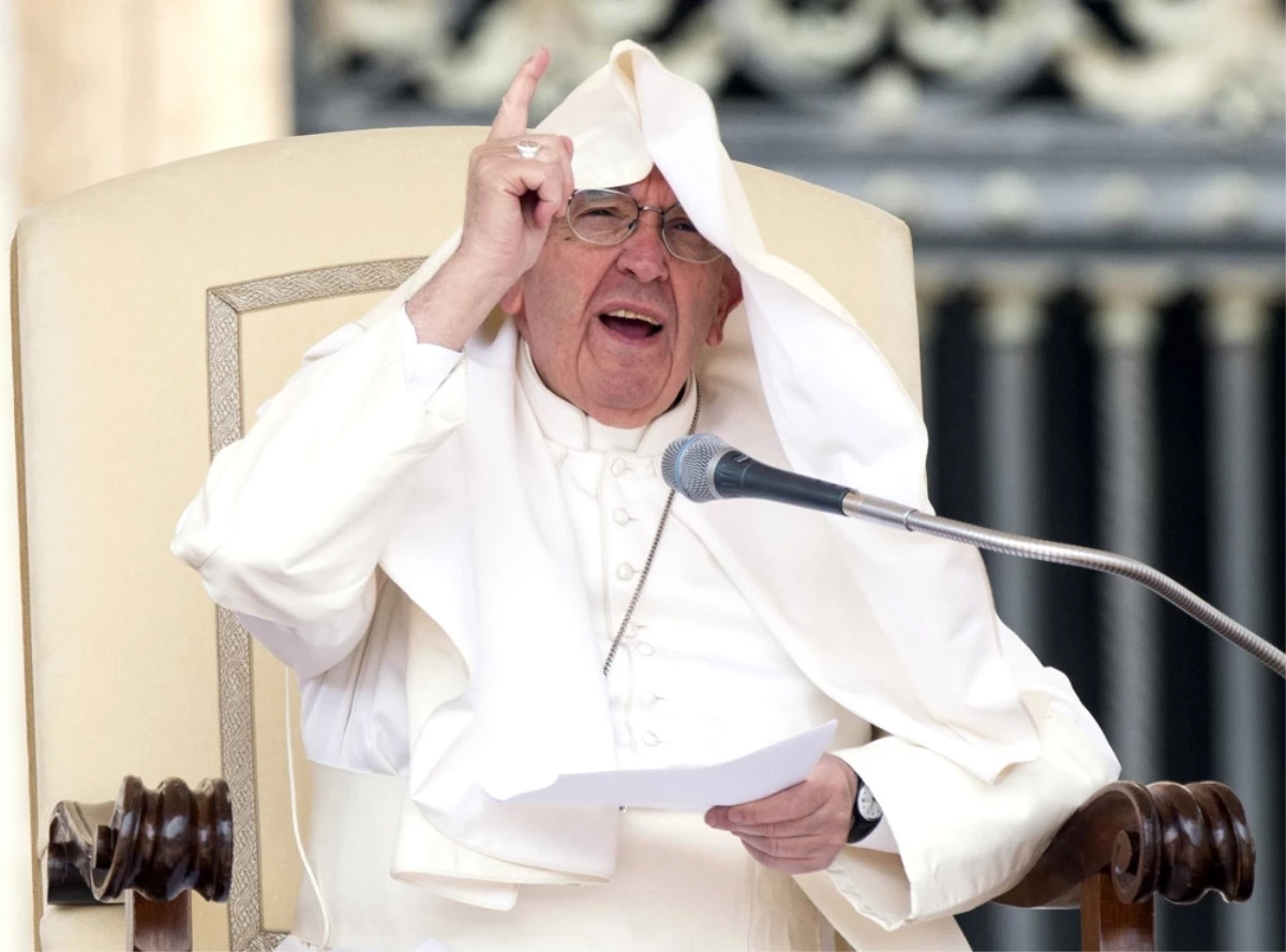 Papa\'nın Üç Günlük Mısır Ziyareti Başlıyor