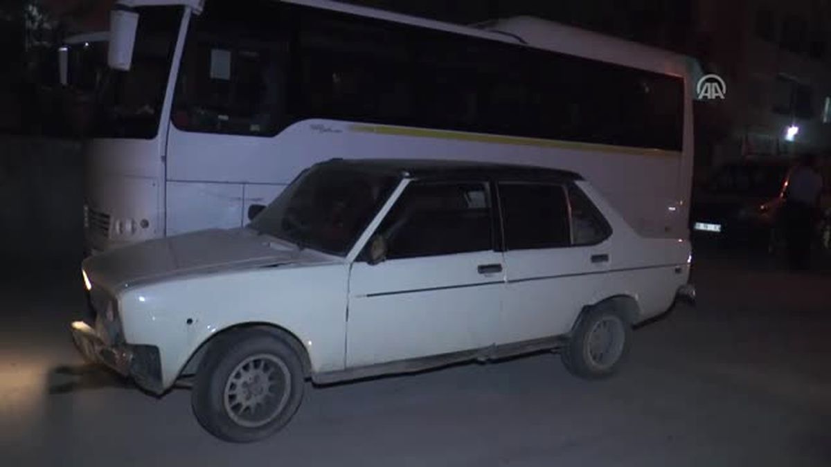 Polisten Kaçarken Kaza Yaptılar