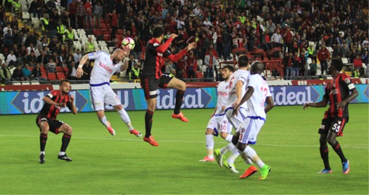 Süper Lig\'de Gaziantepspor ile Kardemir Karabükspor 0-0 Berabere Kaldı