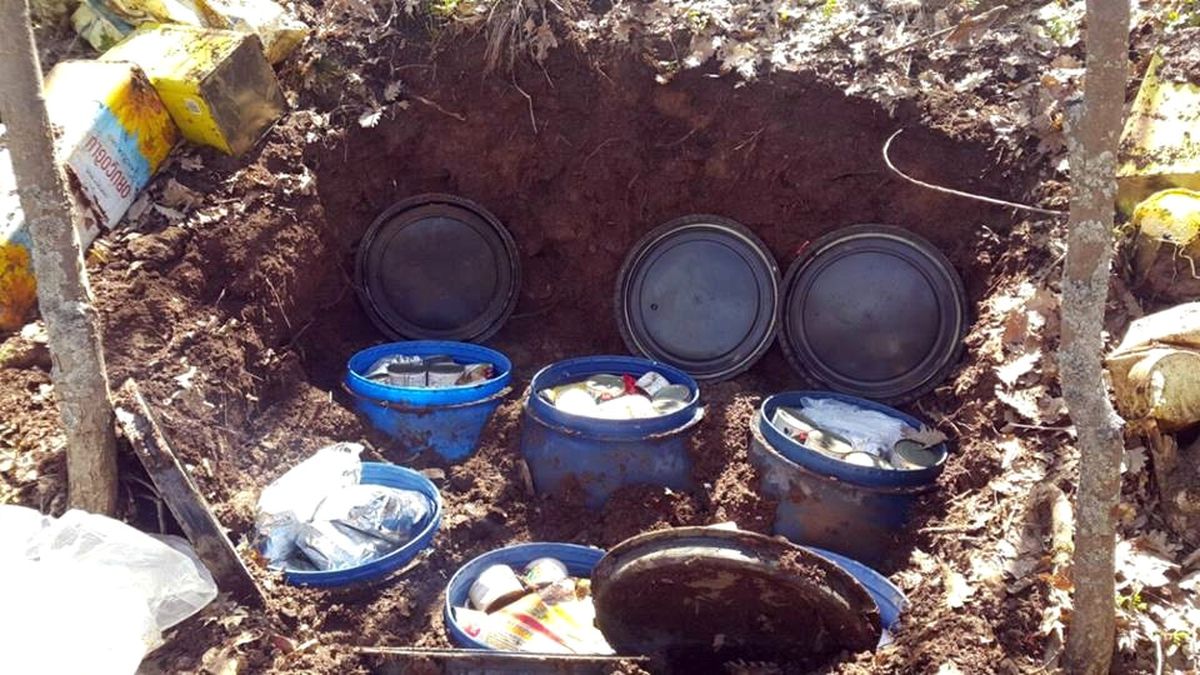 Teröristlere Ait Yüklü Miktarda Yaşam ve Gıda Malzemesi İmha Edildi