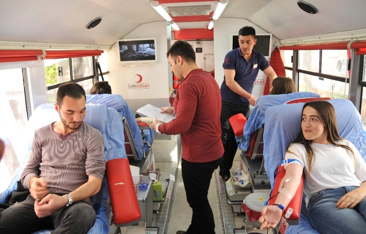 Adü Kızılay Topluluğu\'ndan Kan Bağışı Kampanyası