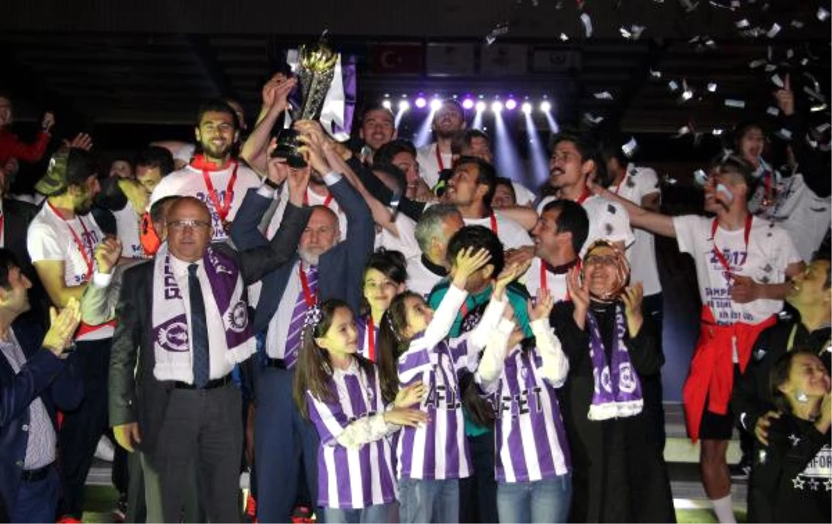 Afjet Afyonspor Şampiyonluk Kupasını Aldı