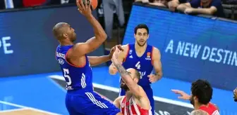 Anadolu Efes Son Maça Bıraktı