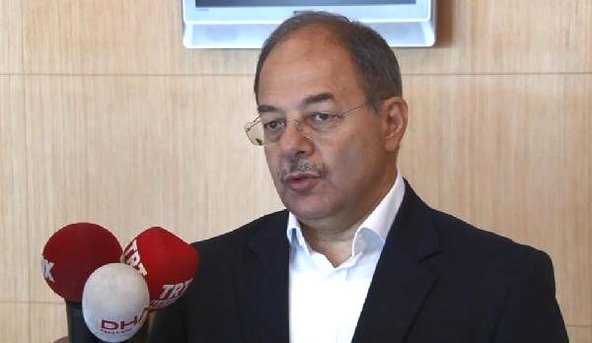Bakan Akdağ " Dünyanın Kırım-Kongo Aşısını Üreten İlk Ülkesi Olma Yolunda İlerliyoruz"