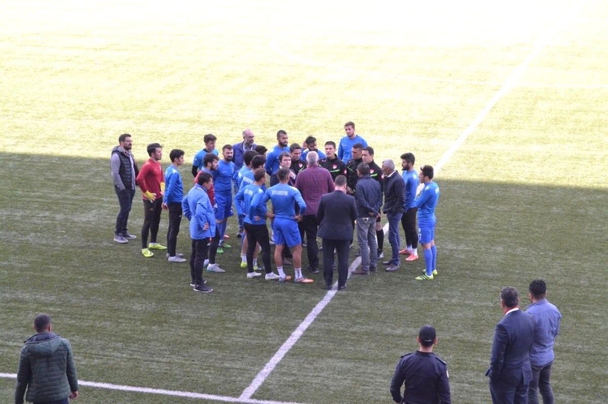 Dersimspor-Çatalcaspor Maçı Tatil Edildi