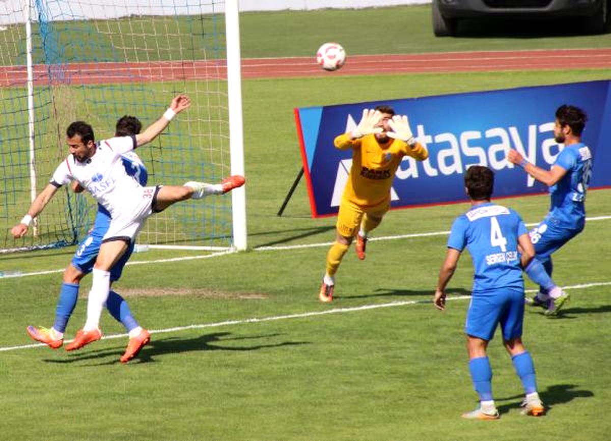 Düzcespor-Kemerspor 2003: 5-3