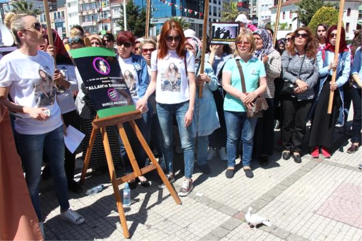 Ereğli\'de Burcu\'nun Öldürülmesi Protesto Edildi