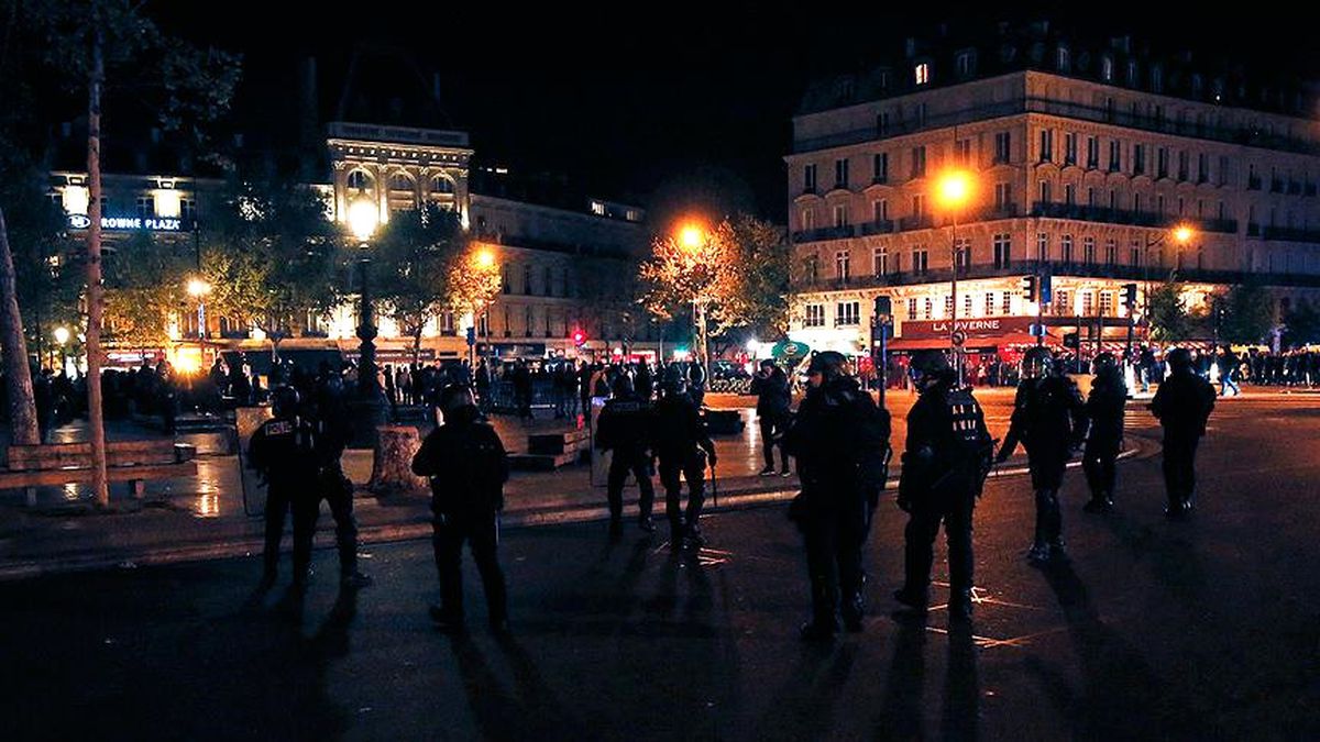 Fransa\'da Le Pen ve Macron Karşıtı Protestolar Sürüyor