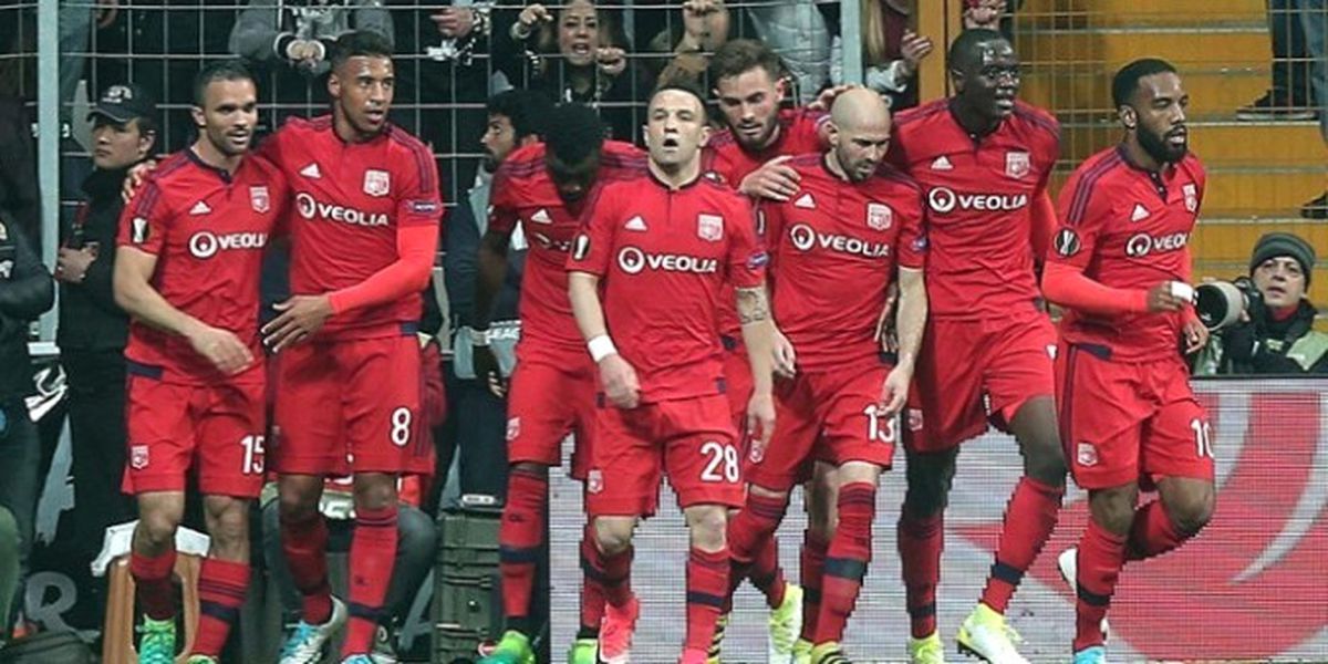Galatasaray\'dan Fenerbahçe\'ye Transfer Çalımı