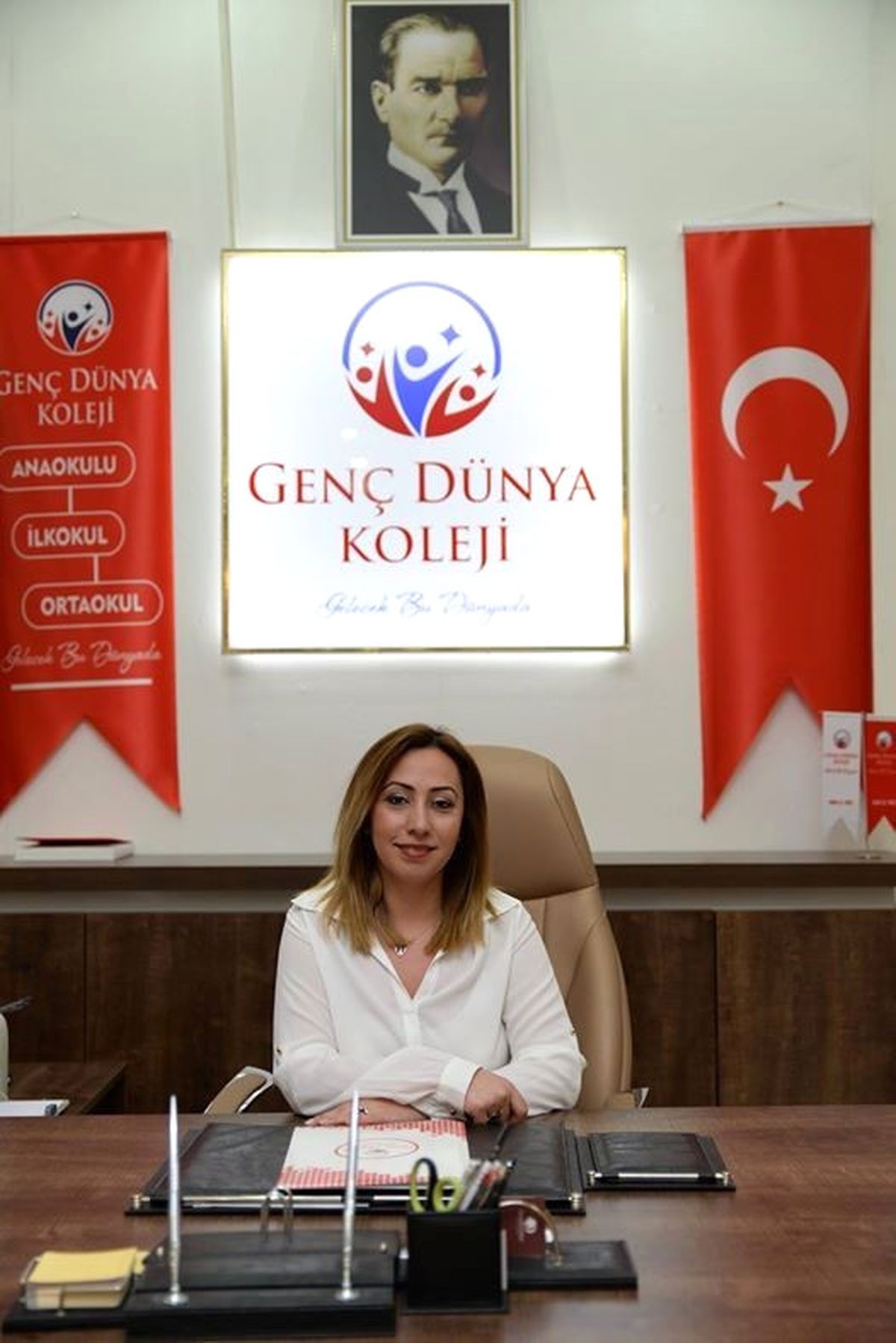 Genç Dünya Koleji Eğitimde İddialı