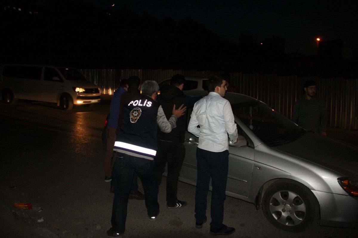 Istanbul\'da 5 Bin Polisle Denetim