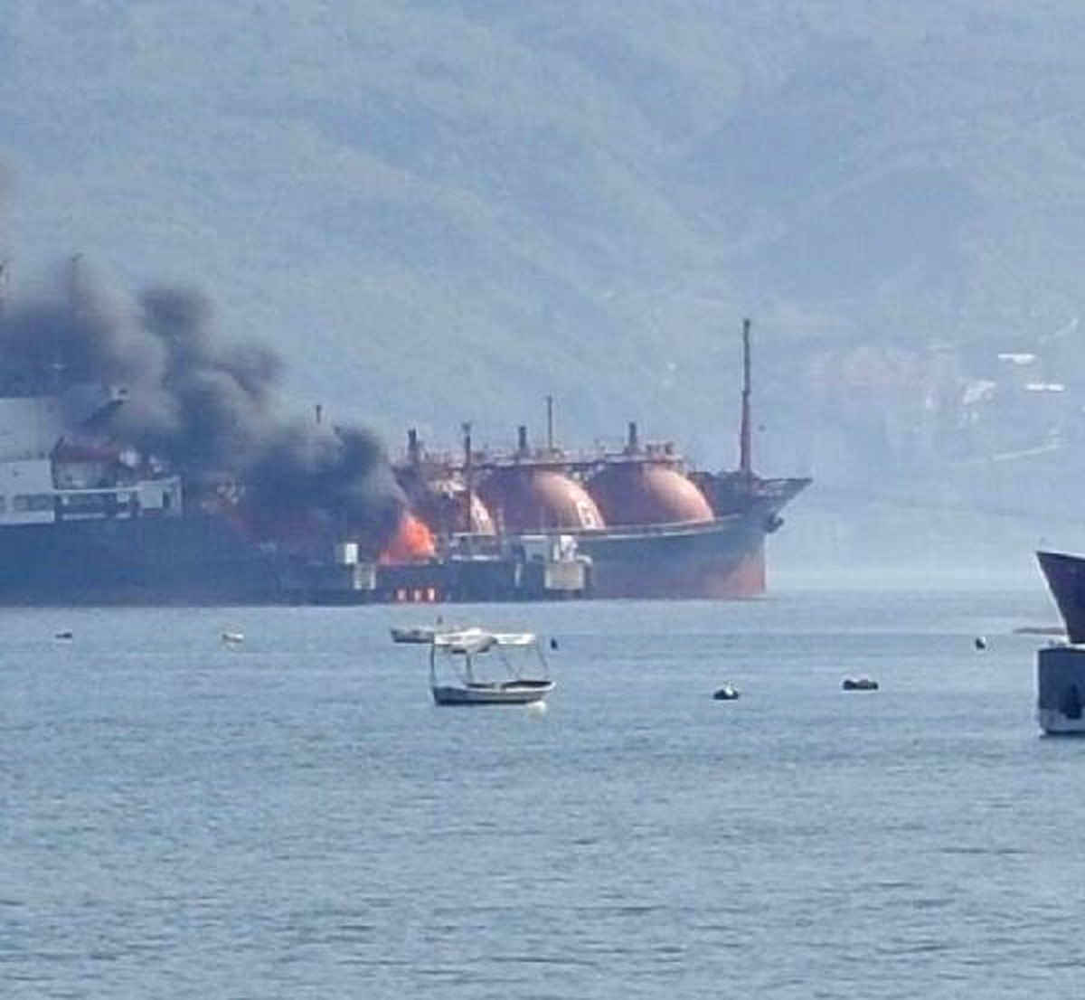 İzmit Körfezi\'nde Faciadan Dönüldü (3)
