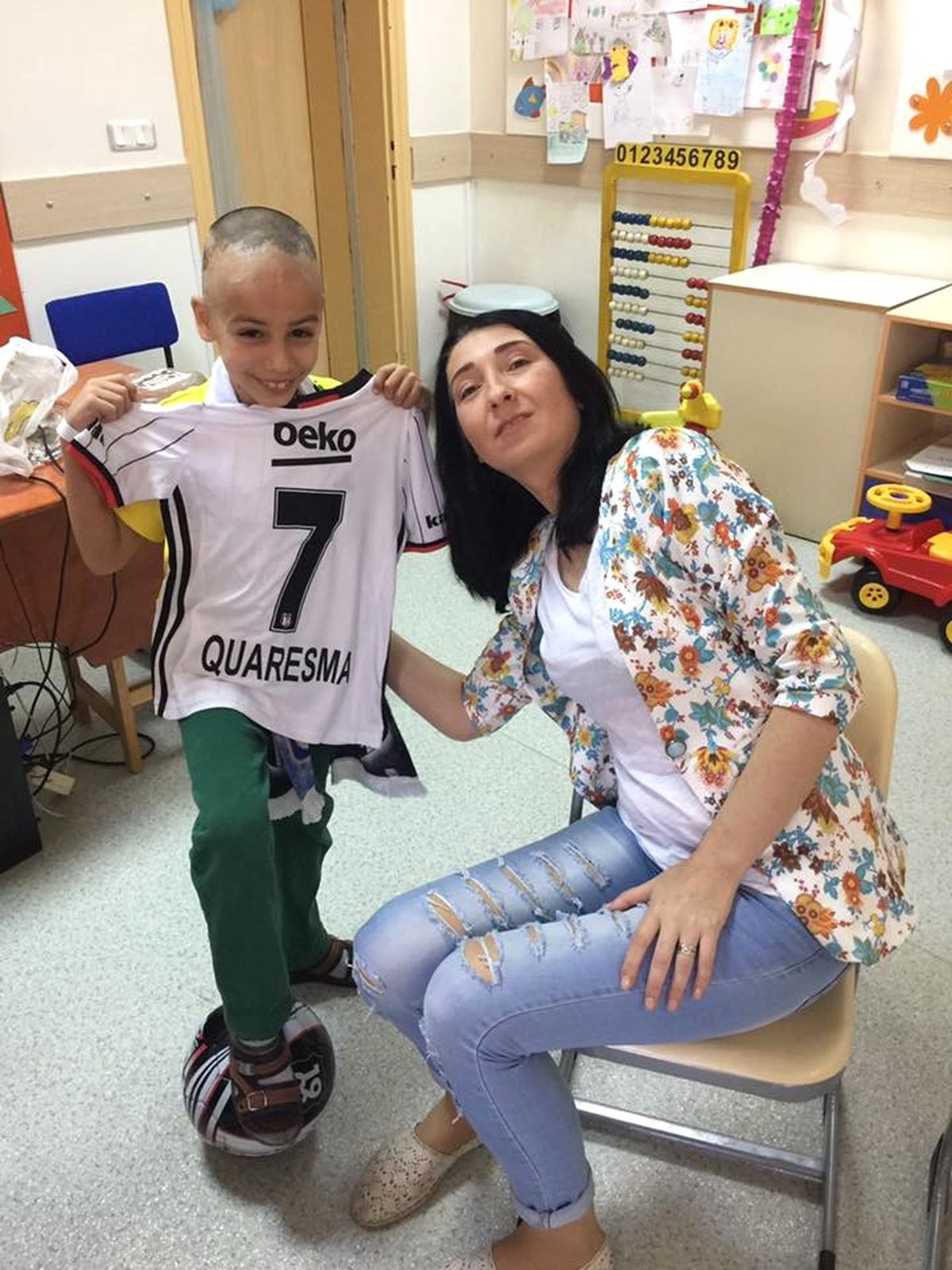 Kanser Hastası 9 Yaşındaki Murat\'a Quaresma Forması