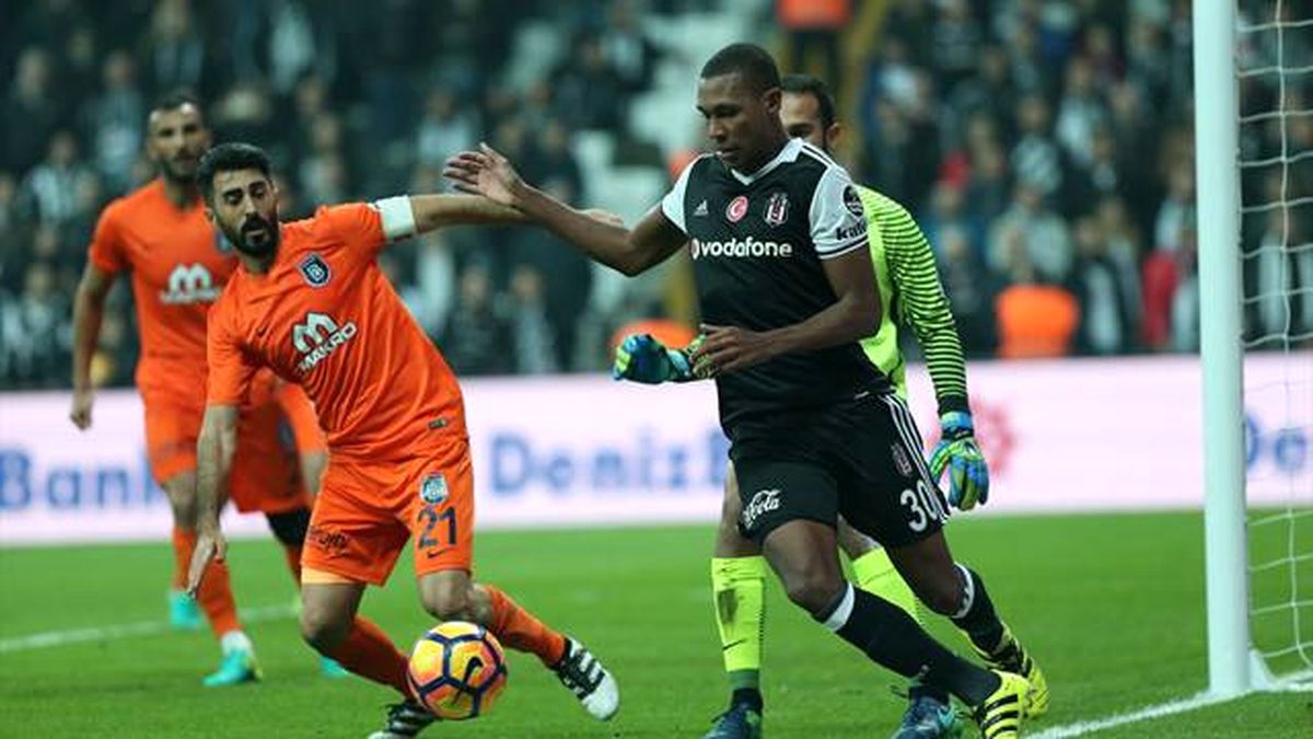 Medipol Başakşehir, Lider Beşiktaş\'ı Konuk Edecek
