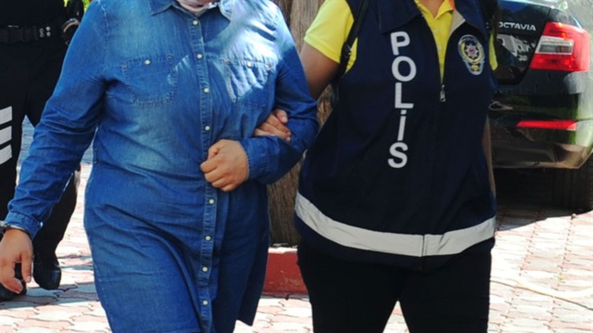 Salihli\'de \'Abla\' Operasyonuna 14 Gözaltı