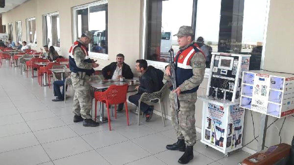 Şanlıurfa\'da Aranan 99 Kişiyi Yakalandı