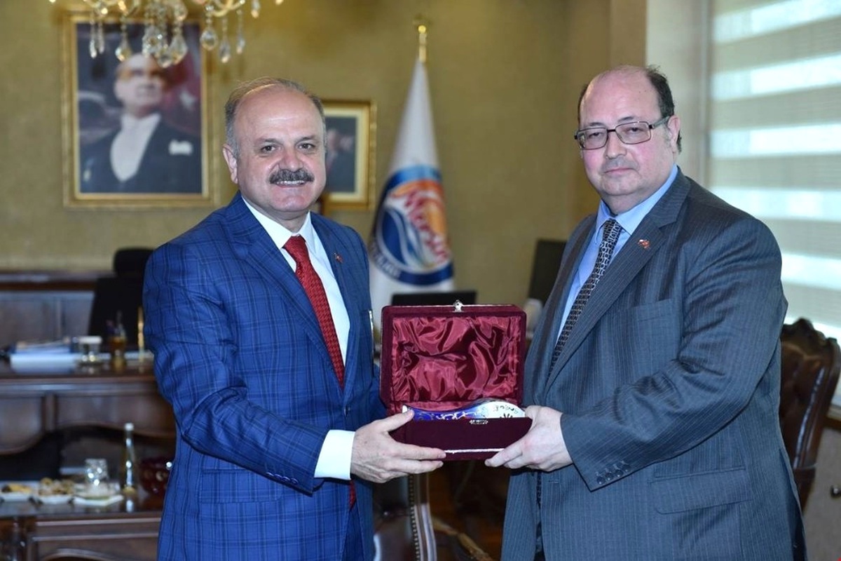 Şili, Türkiye ve Doğusundaki Ülkelerle Mersin Üzerinden Ticaret Yapacak