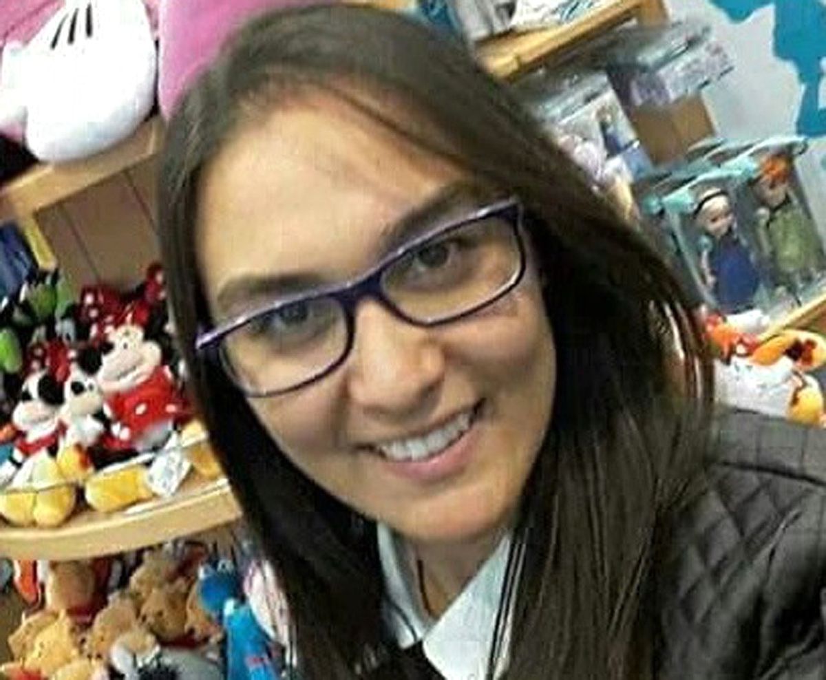 Sinem Öğretmen 40 Günlük Yaşam Savaşını Kaybetti