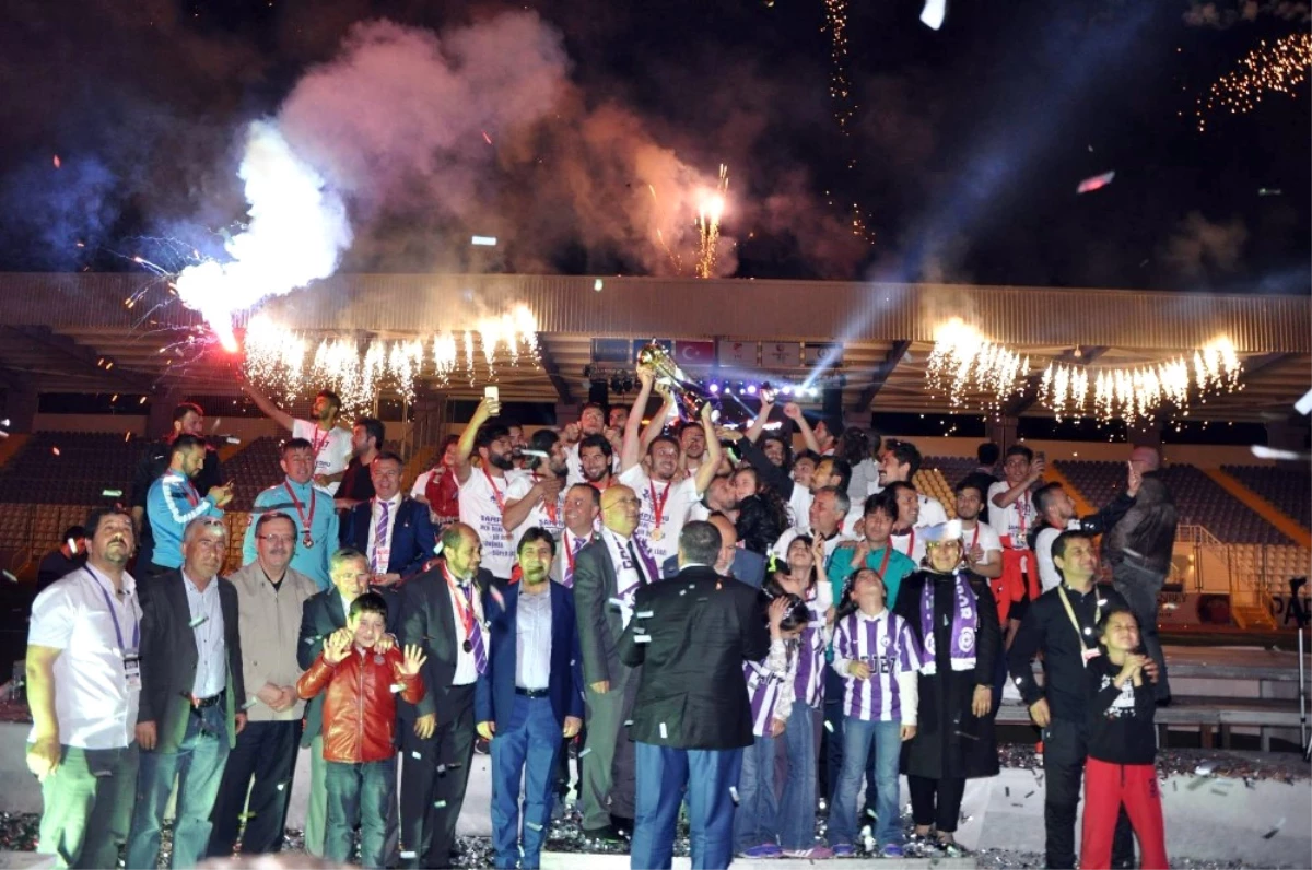 Spor Toto 3. Lig 3. Grup\'da Şampiyon Afjet Afyonspor
