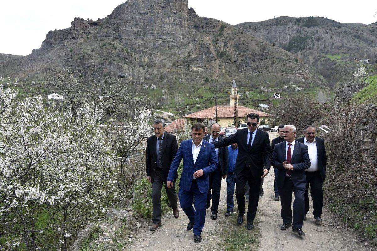 Vali Okay Memiş Süleymaniye Mahallesinde İncelemelerde Bulundu