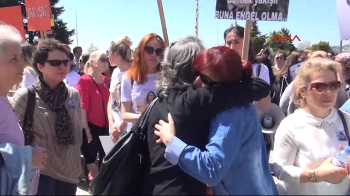 Zonguldak Ereğli\'de Burcu\'nun Öldürülmesi Protesto Edildi