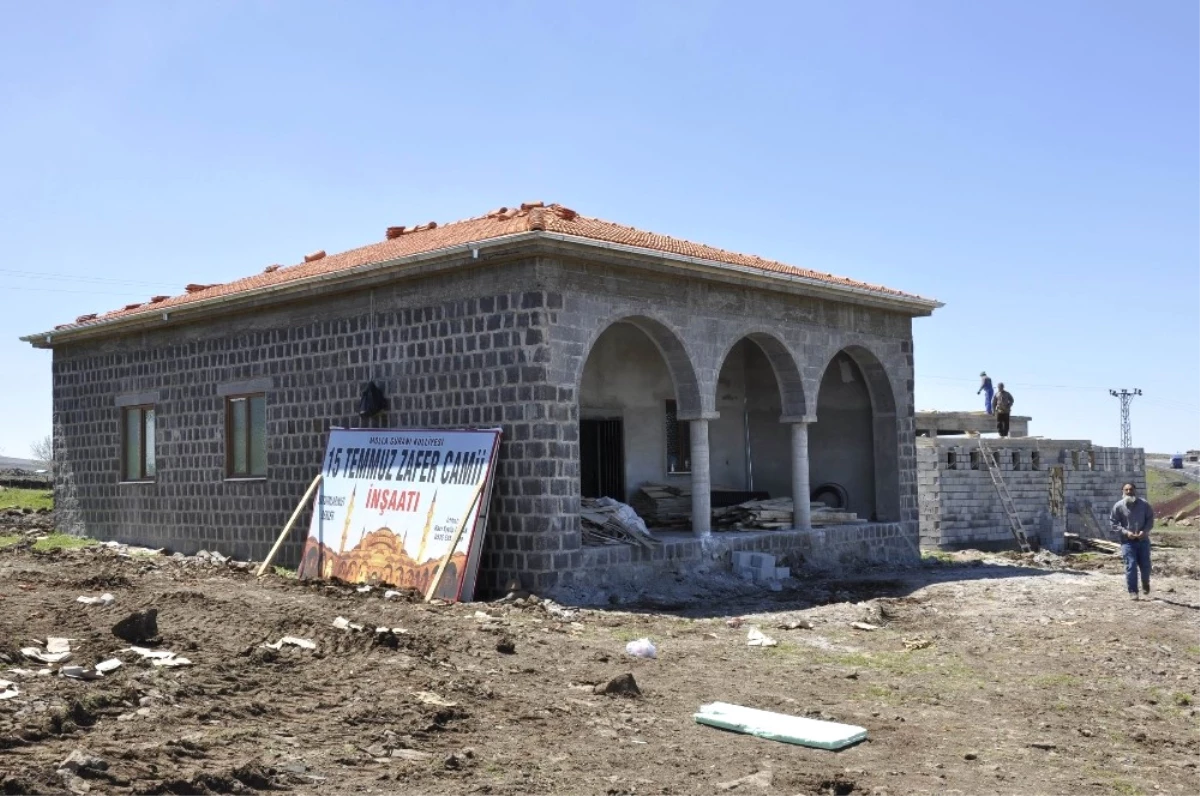 Diyarbakır\'ın Gürpınar Köyünde 53 Yıl Sonra Ezan Sesi Duyulacak