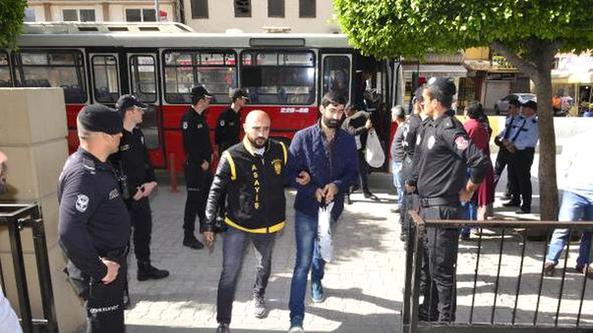 Bankaların Sistem Açığını Bulan Dolandırıcılar Adliyede (2)