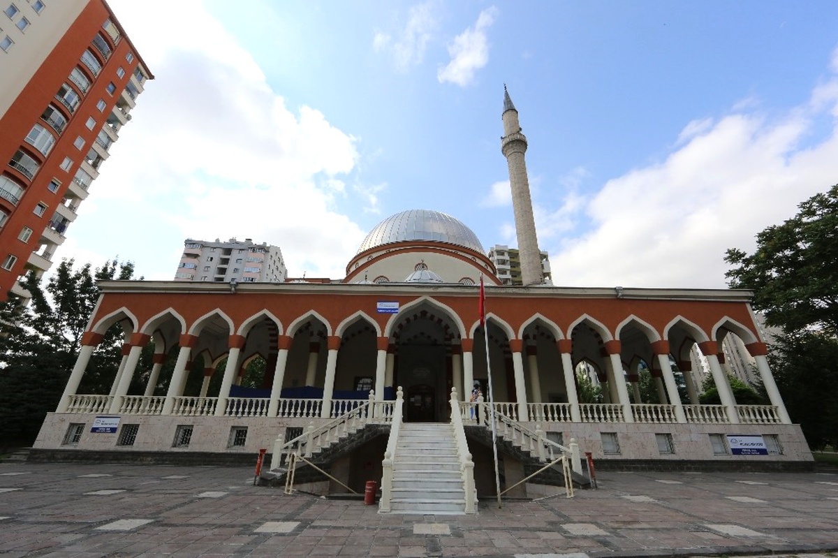 Başkan Büyükkılıç, "Önemli Olan Melikgazi\'ye Yatırım ve Melikgazililer\'e Hizmet Etmektir"