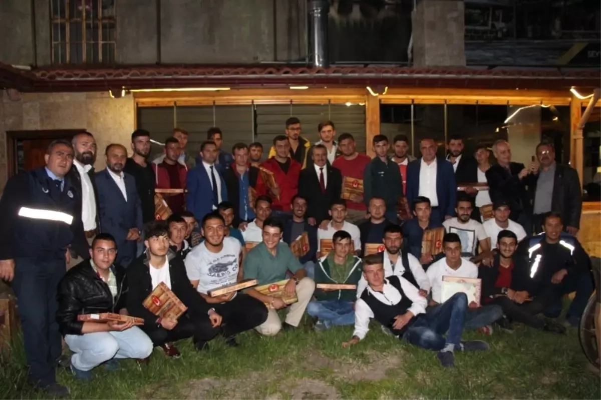 Başkan Tutal, Asker Adaylarıyla Bir Araya Geldi